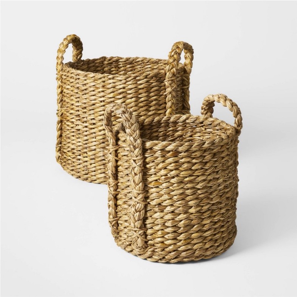 Large Chunky Weave Basket
Threshold designed with Studio McGee - Picture 4 of 8